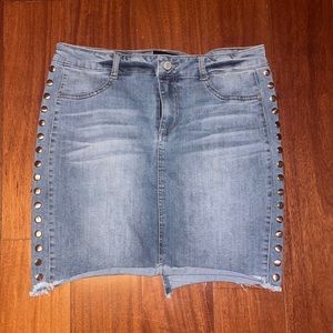 Celebrity pink jean skirt